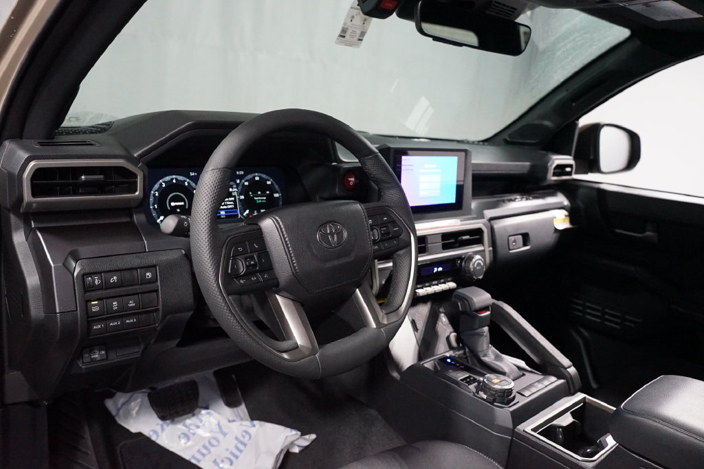 New 2026 Toyota Tacoma TRD Off-Road w/ TRD Off Road Upgrade Package AWD/4WD image 12