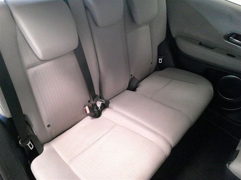 Used 2017 Honda HR-V EX image 22