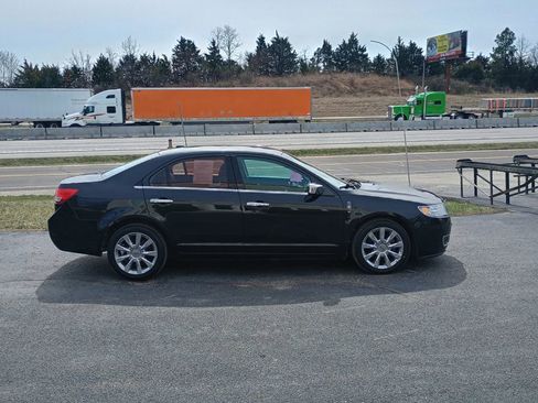 Used 2012 Lincoln MKZ image 6