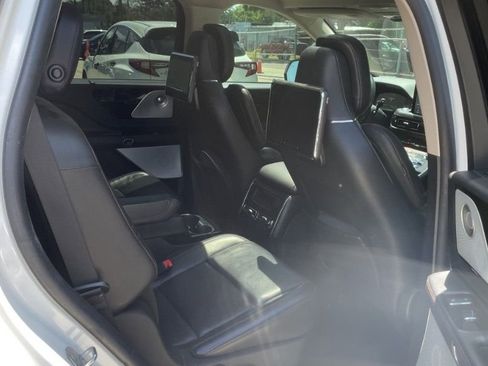 Used 2022 Lincoln Aviator Reserve w/ Equipment Group 201A AWD/4WD image 10