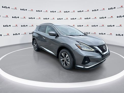 Used 2022 Nissan Murano SV AWD/4WD image 2
