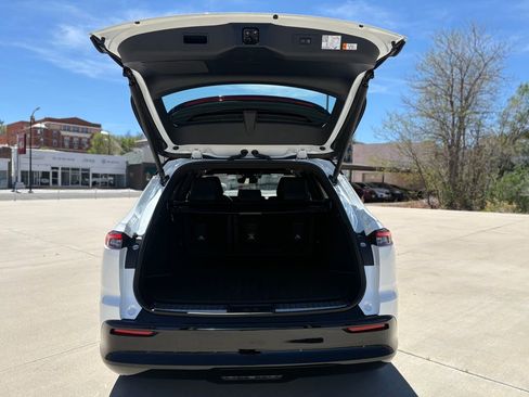 New 2026 Toyota Crown Signia image 8