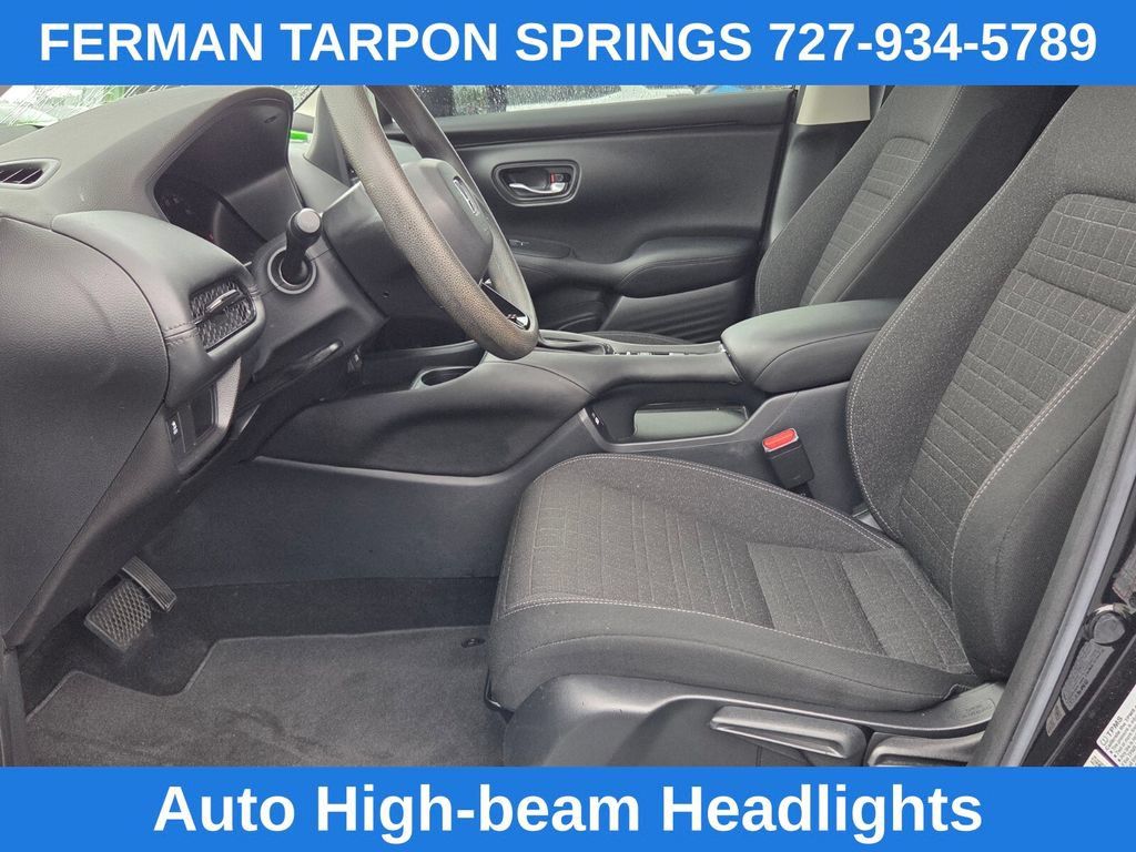 Used 2023 Honda HR-V LX image 14