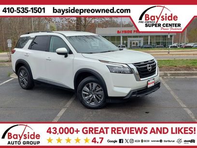Used 2024 Nissan Pathfinder SV
