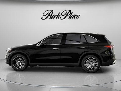 Used 2026 Mercedes-Benz GLC 300 image 8