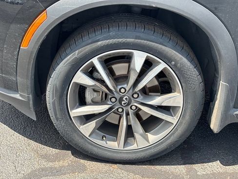 Used 2023 INFINITI QX60 Luxe w/ Cargo Package FWD image 28