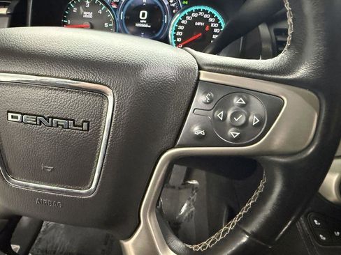 Used 2020 GMC Yukon XL Denali w/ Denali Ultimate Package AWD/4WD image 22