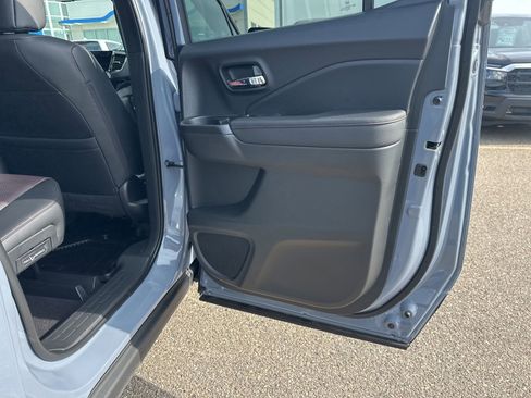 Used 2026 Honda Ridgeline Black Edition image 35