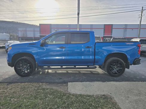 Used 2023 Chevrolet Silverado 1500 LT Trail Boss w/ Protection Package AWD/4WD image 6