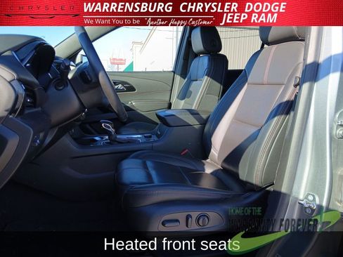 Used 2024 Chevrolet Traverse RS image 14