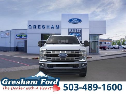 New 2026 Ford F250 XLT w/ FX4 Off-Road Package AWD/4WD image 6