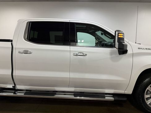 Used 2021 Chevrolet Silverado 1500 LTZ AWD/4WD image 34