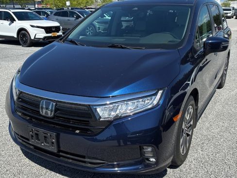 Used 2021 Honda Odyssey EX-L image 3