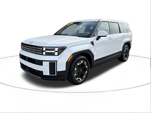 Certified 2026 Hyundai Santa Fe SE image 7