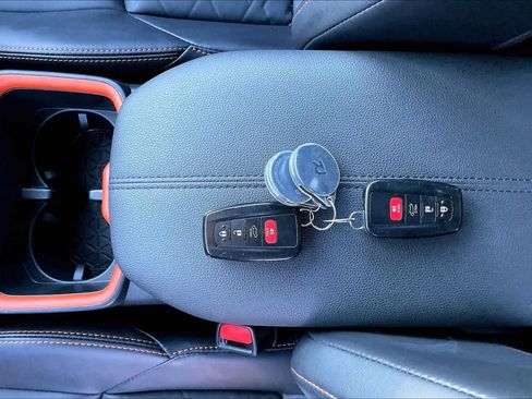 Used 2023 Toyota RAV4 Adventure image 14