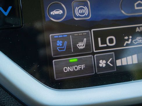 Used 2023 Subaru Ascent Touring AWD/4WD image 22