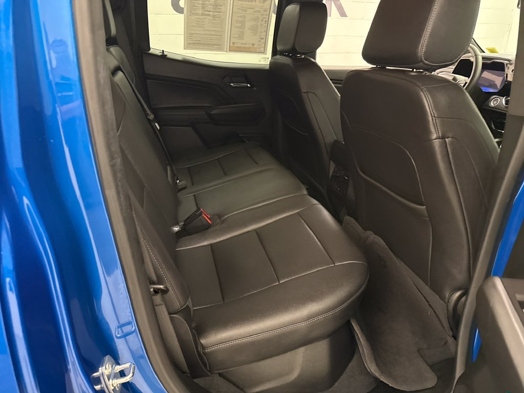 Used 2023 Chevrolet Colorado LT w/ LT Convenience Package III AWD/4WD image 21