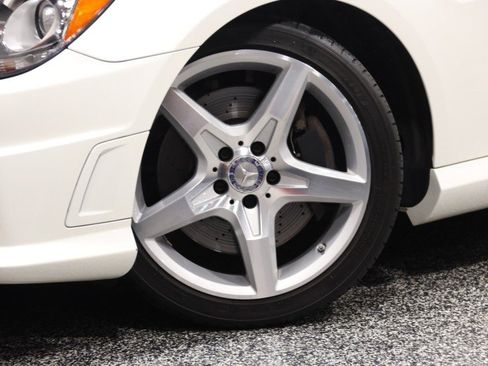 Used 2014 Mercedes-Benz SLK 250 image 26
