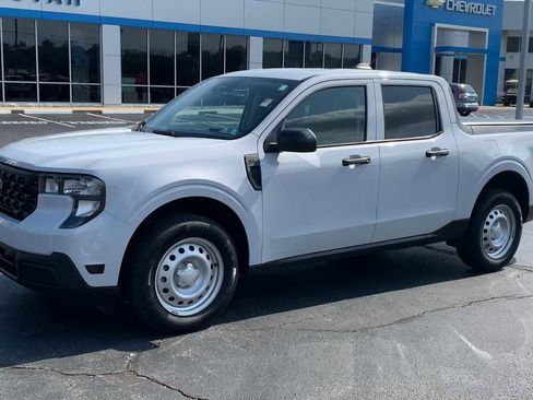 Used 2025 Ford Maverick XL w/ Equipment Group 101A AWD/4WD image 4