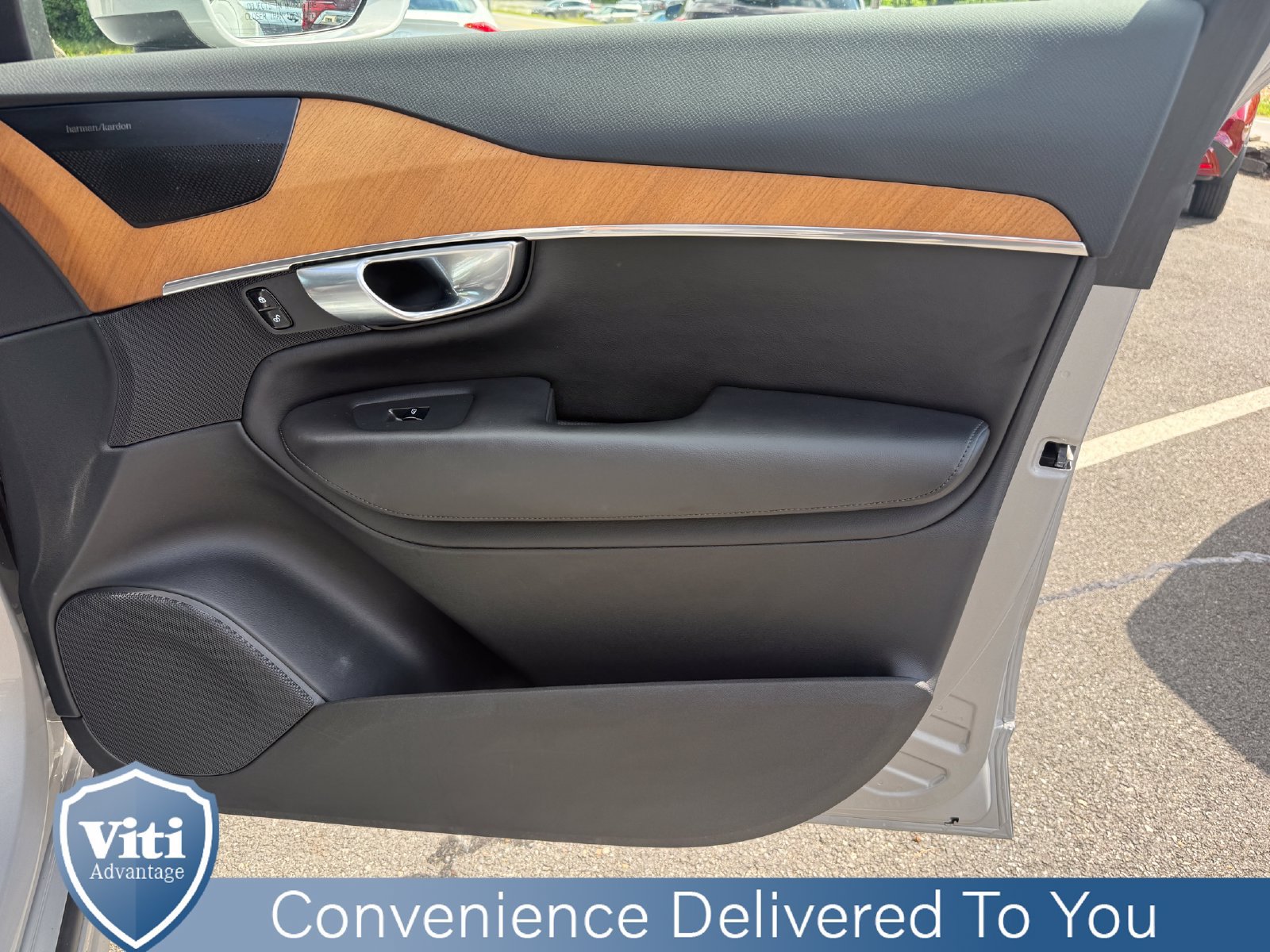 Certified 2023 Volvo XC90 B6 Plus w/ Protection Package Premier AWD/4WD image 29
