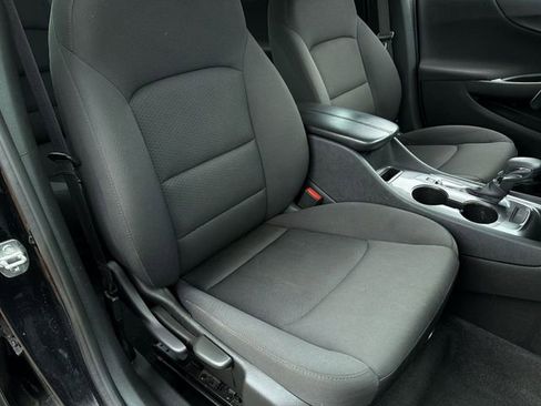 Used 2023 Chevrolet Malibu LT FWD image 27