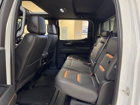 Used 2025 GMC Sierra 1500 AT4 w/ AT4 Premium Package image 24
