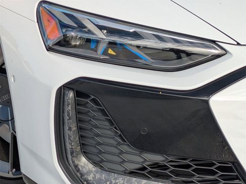 New 2026 Audi RS e-tron GT performance image 16