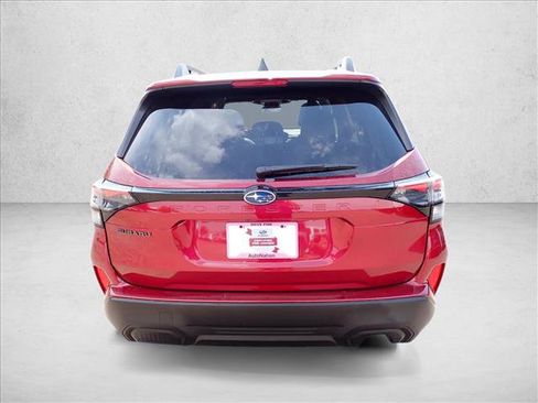 Certified 2025 Subaru Forester Premium AWD/4WD image 3