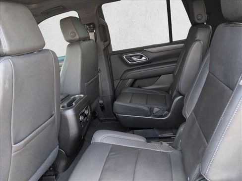 Used 2023 Chevrolet Tahoe Z71 w/ Luxury Package image 16