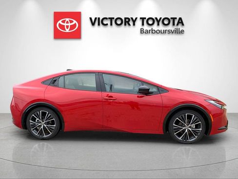 Used 2025 Toyota Prius Limited FWD image 6