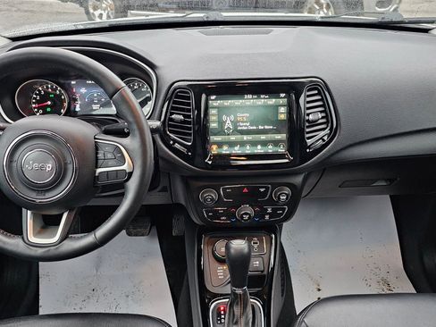 Used 2018 Jeep Compass Limited w/ Navigation Group image 15