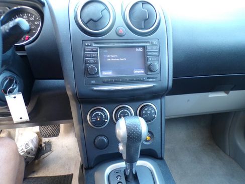 Used 2013 Nissan Rogue SV w/ Premium Pkg image 14