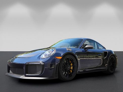 Used 2018 Porsche 911 GT2 RS RWD image 7
