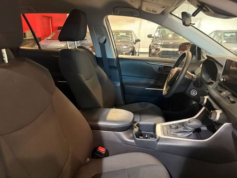 Used 2025 Toyota RAV4 LE image 35