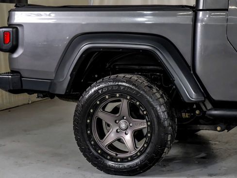 Used 2020 Jeep Gladiator Sport w/ Quick Order Package 24S image 7
