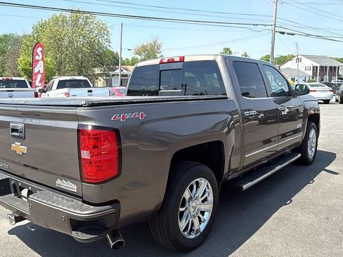 Used 2015 Chevrolet Silverado 1500 High Country w/ High Country Premium Package AWD/4WD image 7
