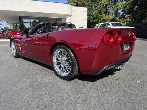 Used 2005 Chevrolet Corvette Convertible w/ Preferred Equipment Group RWD image 5