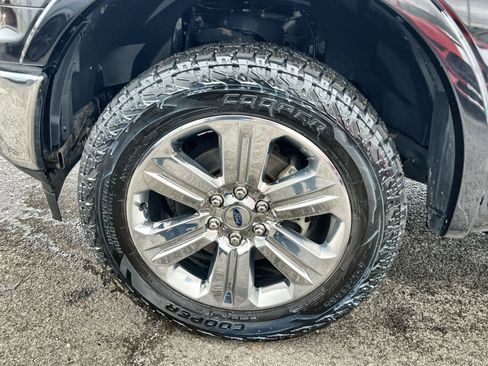 Used 2020 Ford F150 Lariat w/ Equipment Group 502A Luxury image 12