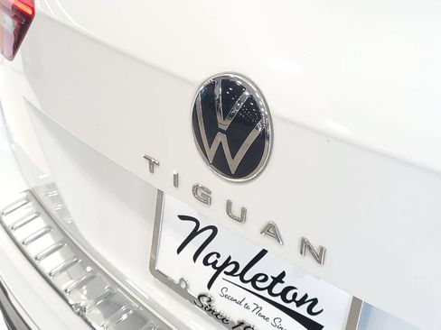 Used 2024 Volkswagen Tiguan Wolfsburg Edition FWD image 7