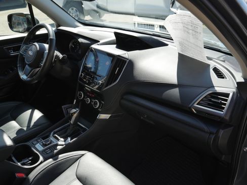 Used 2023 Subaru Forester Touring image 29