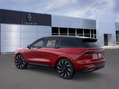 New 2026 Lincoln Nautilus Reserve w/ Jet Appearance Package image 4