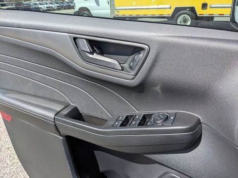 New 2026 Ford Escape Active FWD image 19