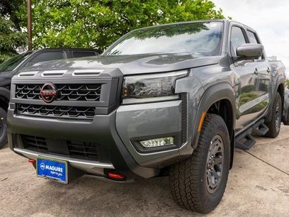 New 2026 Nissan Frontier PRO-4X w/ Pro-4x Convenience Package
