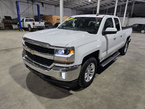 Used 2019 Chevrolet Silverado 1500 LT w/ All Star Edition AWD/4WD image 2