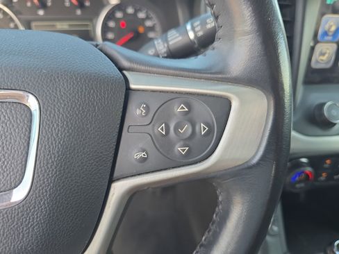 Used 2019 GMC Acadia SLT FWD image 21