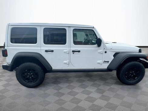 Used 2023 Jeep Wrangler Unlimited w/ Sun & Screen Package AWD/4WD image 5
