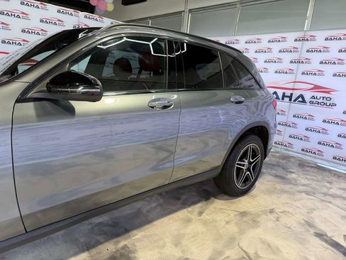 Used 2021 Mercedes-Benz GLC 300 4MATIC w/ AMG Line image 6