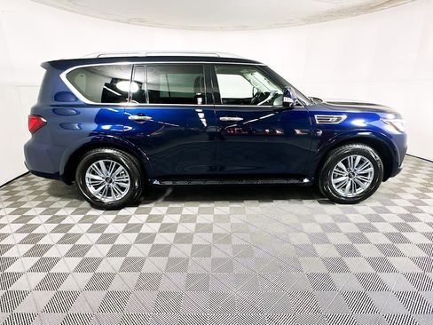 Used 2024 INFINITI QX80 Luxe image 2