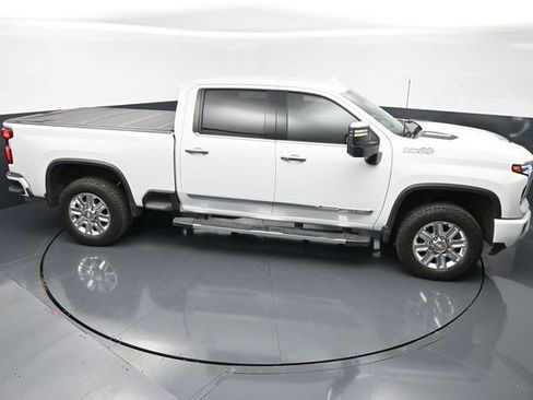 Used 2024 Chevrolet Silverado 2500 High Country w/ Z71 Off-Road Package AWD/4WD image 20