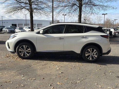 Certified 2024 Nissan Murano SV image 2